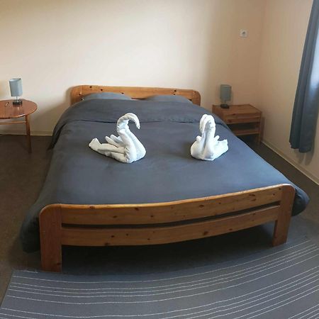 Le Havre Du Corbeau Bed & Breakfast Saint-Pierre-du-Chemin Bagian luar foto